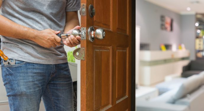 How To Choose The Right Locksmith